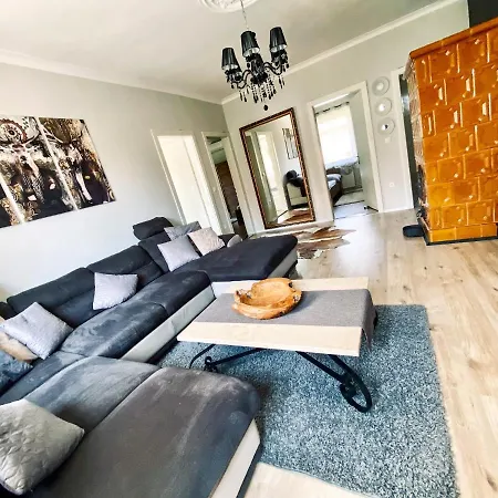 Iranybereny Rezidencia Apartment