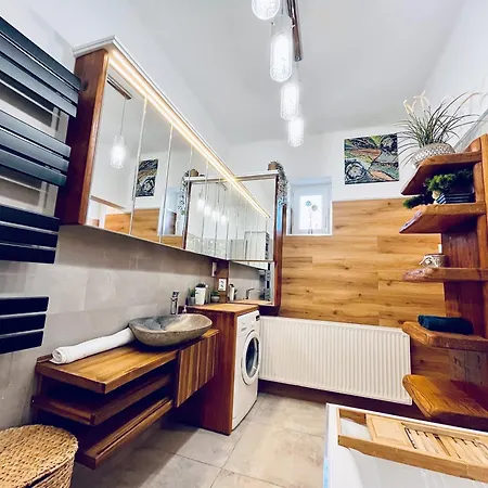 Iranybereny Rezidencia Apartment *